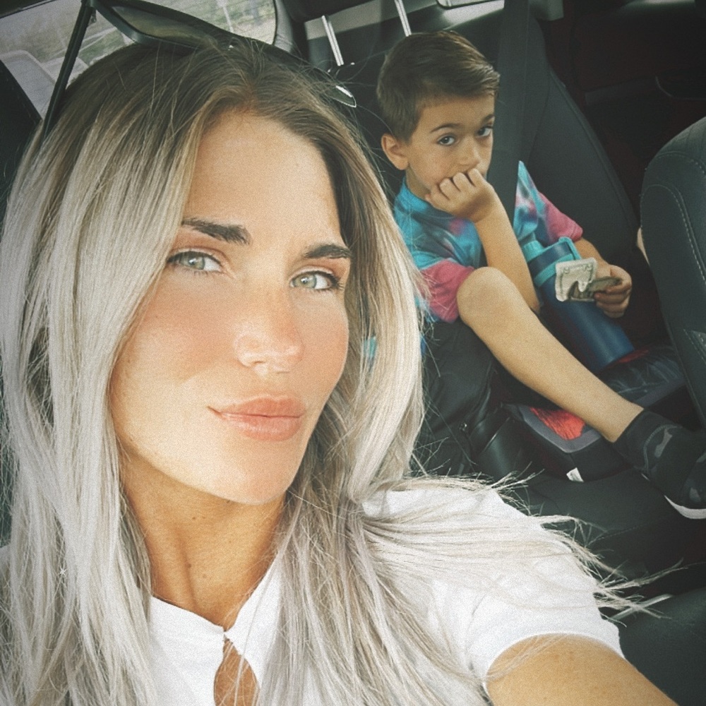 Meet your Posher, Leah